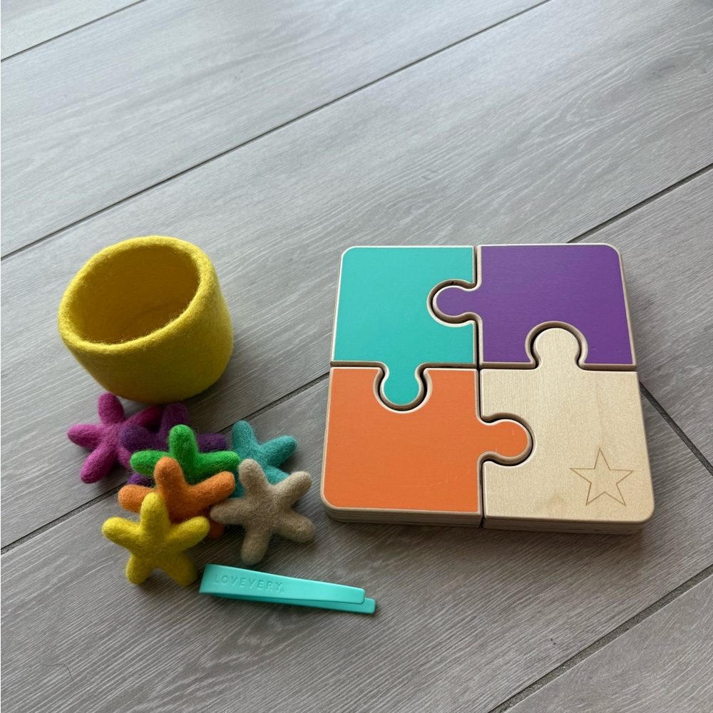 Lovevery Toddler Puzzle Set